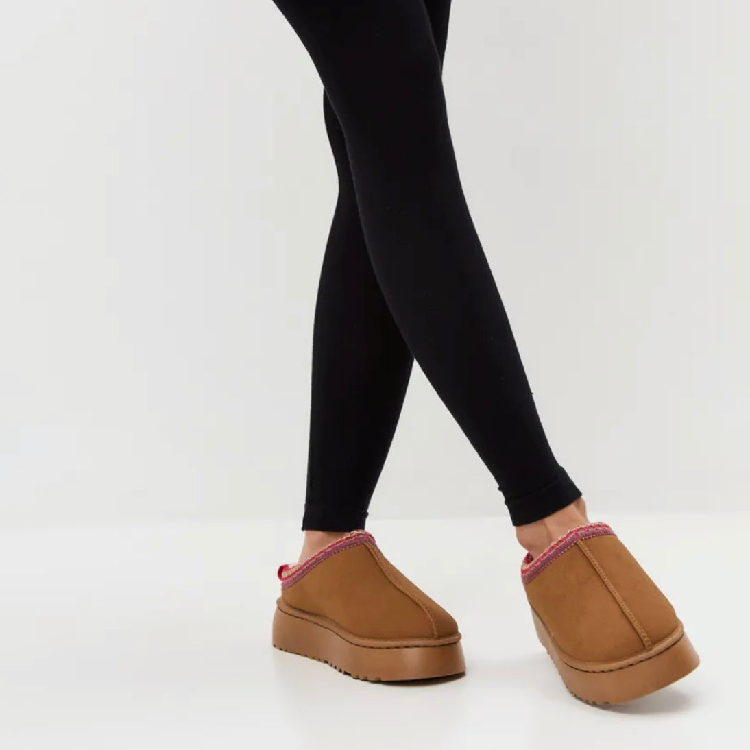 Klapki na platformie Sydney® - Brązowy